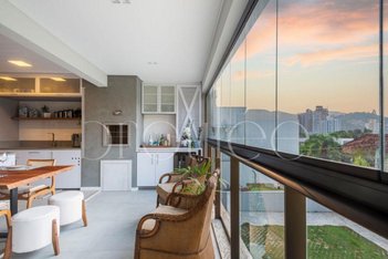 apartment em Rua José Watzko, Praia dos Amores - Balneário Camboriú - SC