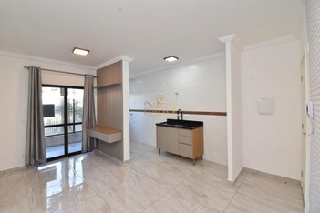 apartment em Rua Vicente Rutelionis, Cajuru - Curitiba - PR