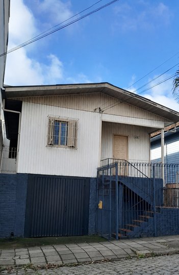 house em Rua José Eberle, Pio X - Caxias do Sul - RS