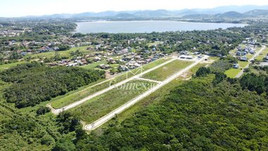 land_lot em Rua Viveiro, Limpa - Garopaba - SC