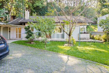 house em Rua Ângelo Pianaro, Butiatuvinha - Curitiba - PR