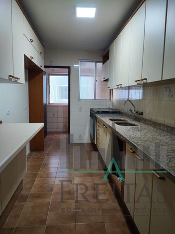 apartment em Avenida Governador Parigot de Souza, Zona 07 - Maringá - PR