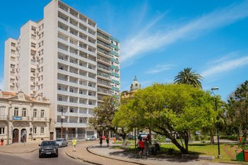 apartment em Praça Coronel Pedro Osório, Centro - Pelotas - RS