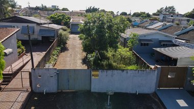 land_lot em Rua Marechal Floriano, Neva - Cascavel - PR