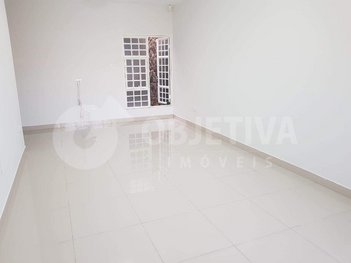 house em Rua Francisco Antônio de Oliveira, Santa Mônica - Uberlândia - MG
