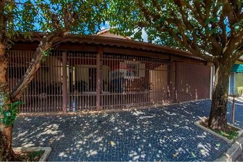house em Rua Valentim Zaccariotto, Vila Bom Jesus - Leme - SP