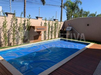 house em Rua Professora Maria Célia Cence, Shopping Park - Uberlândia - MG