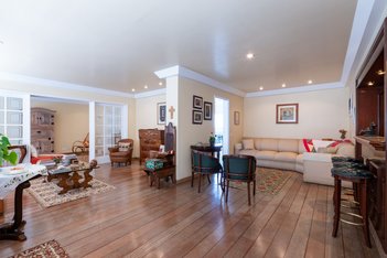 apartment em Rua Oscar Freire, Pinheiros - São Paulo - SP