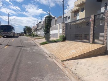 house em Rua dos Jatobás, Portais (Polvilho) - Cajamar - SP