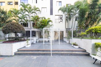 apartment em Rua João Veloso de Oliveira, Parque São Domingos - São Paulo - SP
