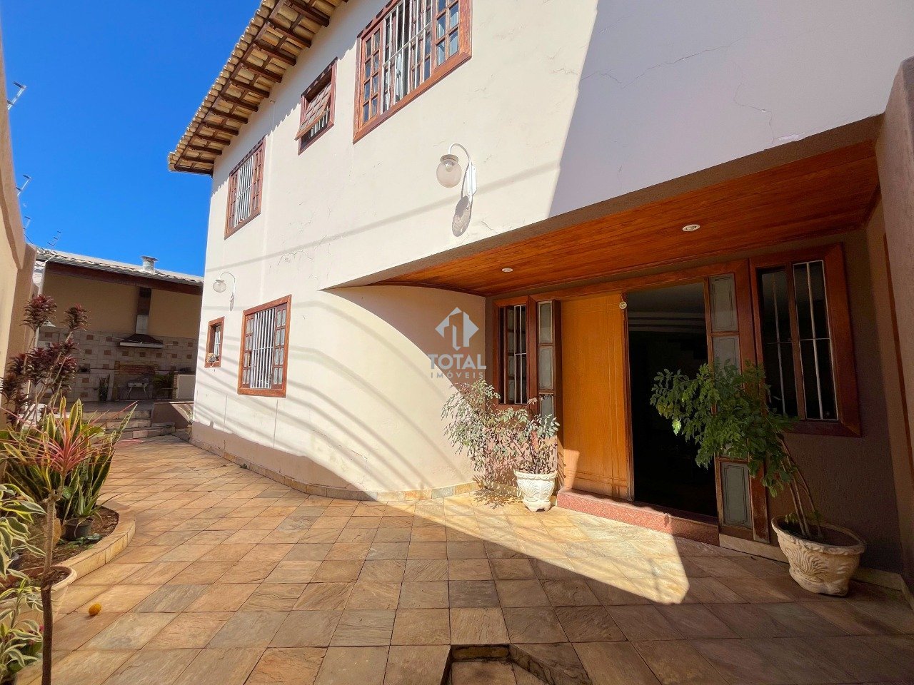 Casa com 4 quartos — Alípio de Melo, Belo Horizonte