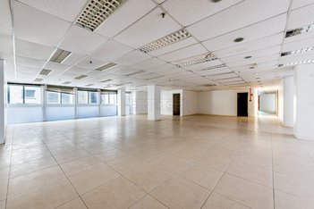 office em Rua dos Andradas, Centro Histórico - Porto Alegre - RS