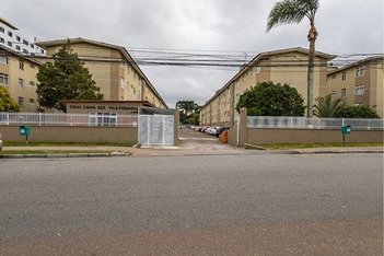 apartment em Rua Antônio Dalmarco, Fazendinha - Curitiba - PR