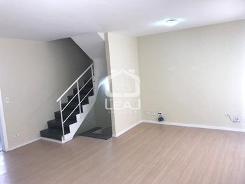 house em Rua Pedrina Maria da Silva Valente, Parque Munhoz - São Paulo - SP