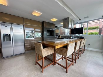 apartment em Rua Madre Maria Vilac, Canasvieiras - Florianópolis - SC