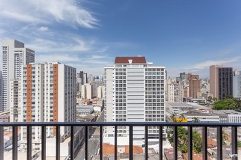 apartment em Rua André de Barros, Centro - Curitiba - PR