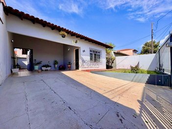 house em Rua Aristóteles de Oliveira Chueire, Aragarça - Londrina - PR
