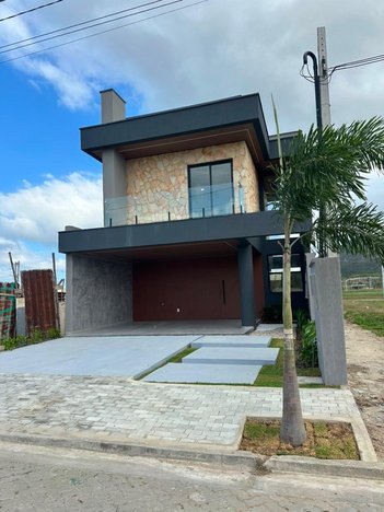house em Avenida B, Senador Carlos Jereissati - Pacatuba - CE