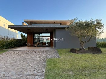 house em Avenida Paraguassu, Centro - Xangri-Lá - RS