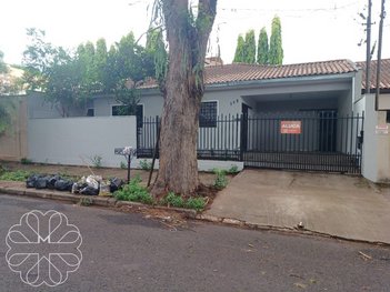 house em Rua Romário Martins, Zona 07 - Maringá - PR