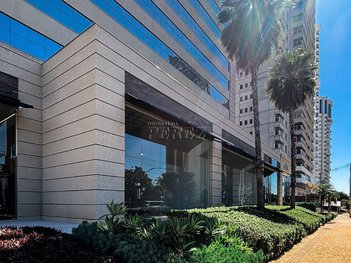 business em Avenida Doutor Adhemar Pereira de Barros, Bela Suiça - Londrina - PR