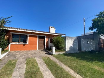 house em Alameda Doutor Paulo Sérgio Pegas, Cassino - Rio Grande - RS