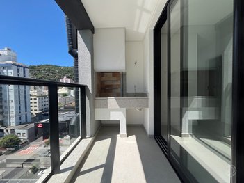apartment em Desembargador Urbano Salles, Centro - Florianópolis - SC