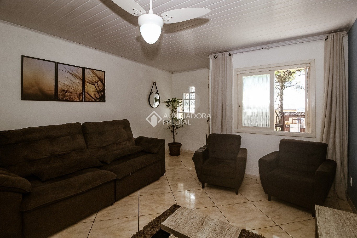 Casa 3 quartos, 2 vagas, Rua Vinte e Seis de Dezembro, Vila São José ...