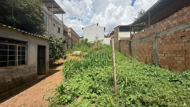 land_lot em Rua Léa Vítoi, Parque Xangri-Lá - Contagem - MG