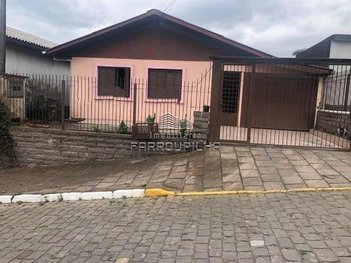 house em Rua Pedro Koff, São José - Farroupilha - RS
