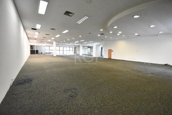 business em Dom Pedro II, Higienópolis - Porto Alegre - RS