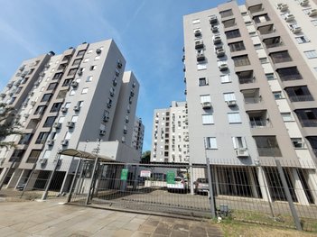apartment em Rua Engenheiro Frederico Dahne, Sarandi - Porto Alegre - RS