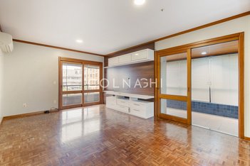 apartment em Rua Professor Langendonck, Petrópolis - Porto Alegre - RS