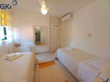 house em Avenida Mãe Bernarda, Juquehy - São Sebastião - SP