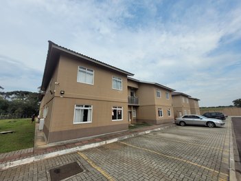 apartment em Rua Irmã Lucrecia da Rocha, Campo Largo da Roseira - São José dos Pinhais - PR