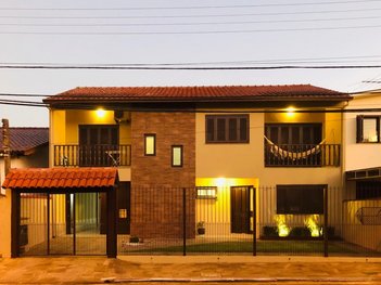 house em Rua Timóteo Fonseca, Centro - Gravataí - RS