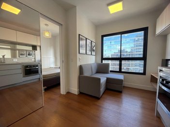 apartment em Rua Emiliano Perneta, Centro - Curitiba - PR