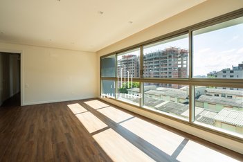 apartment em Rua Santa Cecília, Rio Branco - Porto Alegre - RS