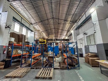 industrial em Avenida Prestes Maia, Centro - Diadema - SP