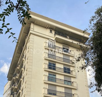 apartment em Alameda Eduardo Guimarães, Três Figueiras - Porto Alegre - RS