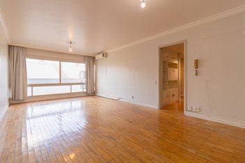 apartment em Avenida Venâncio Aires, Farroupilha - Porto Alegre - RS
