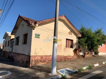 house em Rua José Augusto Ribeiro do Vale, Centro - Guaxupé - MG
