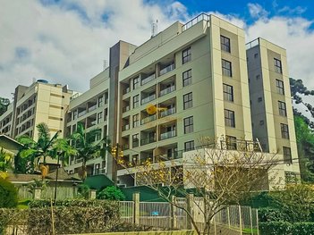 apartment em Rua Manoel José Lebrão, Várzea - Teresópolis - RJ