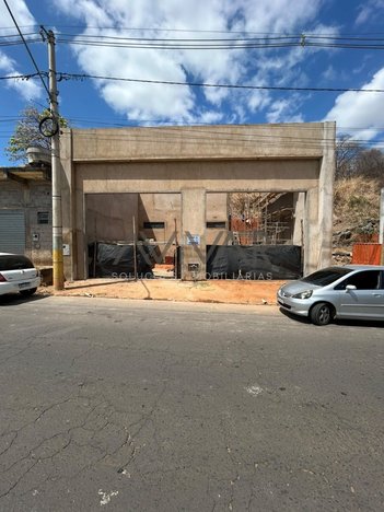industrial em Avenida Floripes Crispim, Novo Panorama - Salinas - MG