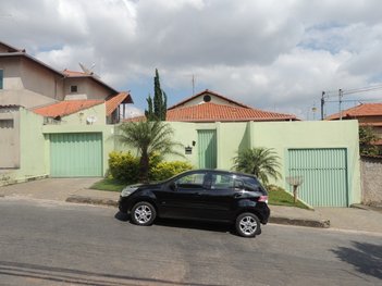 house em Rua Pégaso, Jardim Riacho das Pedras - Contagem - MG