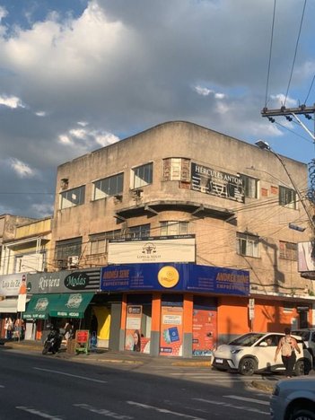 office em Rua Prefeito Ferraiolo, Centro - Resende - RJ