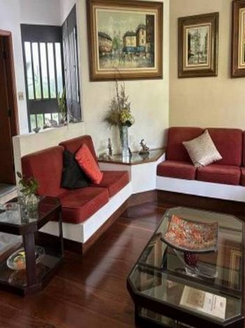 house em Rua Itajaçu, Pacaembu - São Paulo - SP