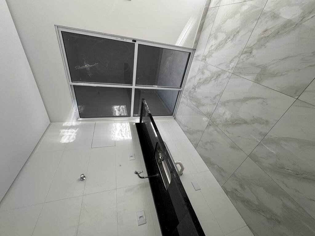 img2