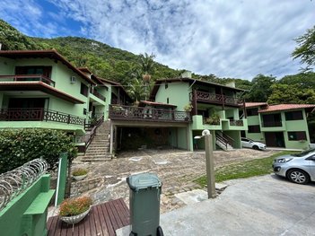 hotel em Inério Joaquim da Silva, Pântano do Sul - Florianópolis - SC
