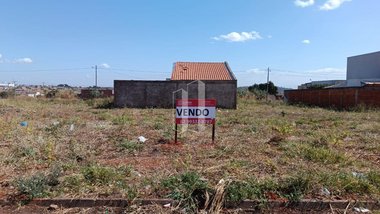 land_lot em Rua Clarice Silva Carrijo, Residencial Maria Monteiro - Trindade - GO